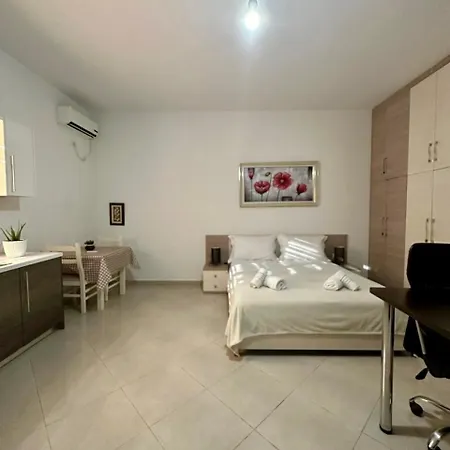 Aqua Studio * Sarande